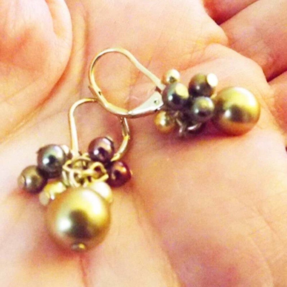 VINTAGE BRONZE, CHAMPAGNE & CREAM REAL PEARLS DANGLY EARRINGS 66